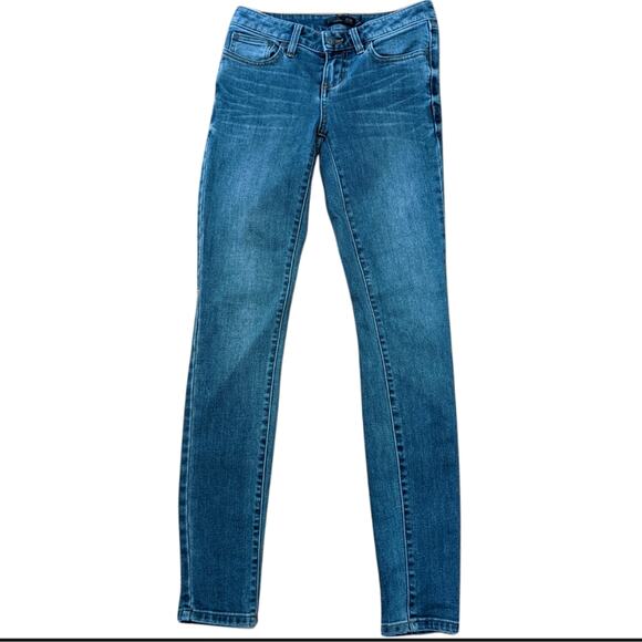 Prana London Medium Wash, Mid Rise, Organic Cotton, Skinny Jean - Picture 3 of 6